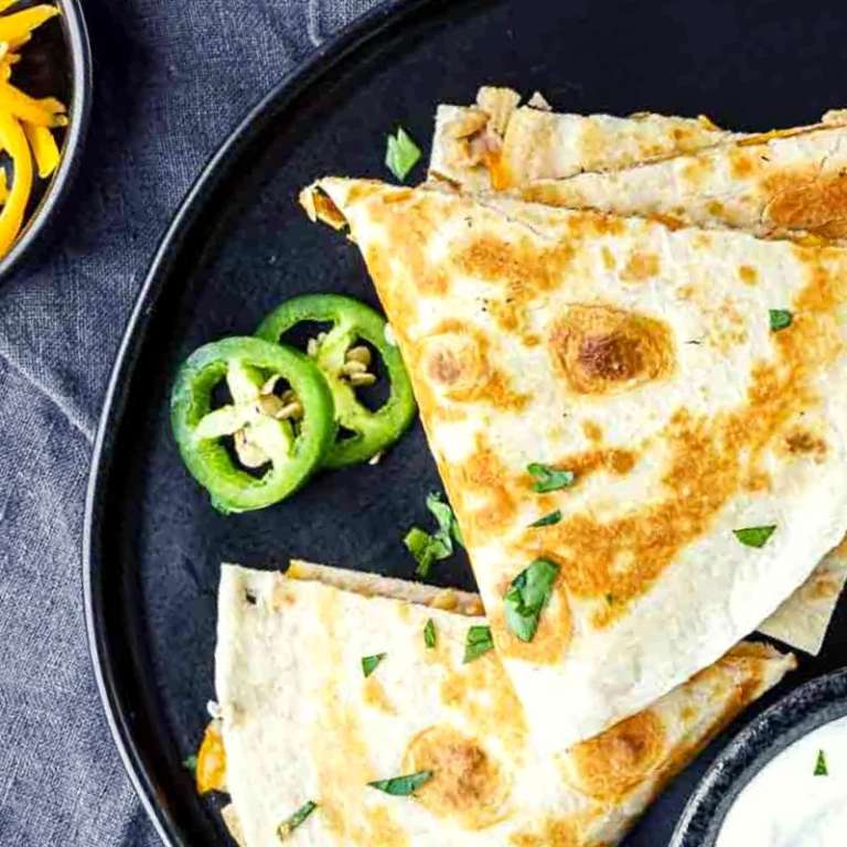 Mexican foods that start with Q - Quesadillas