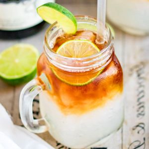 30 Kraken Cocktails (+ Easy Recipes)