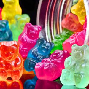 Top 10 Gaming Snacks - Candy